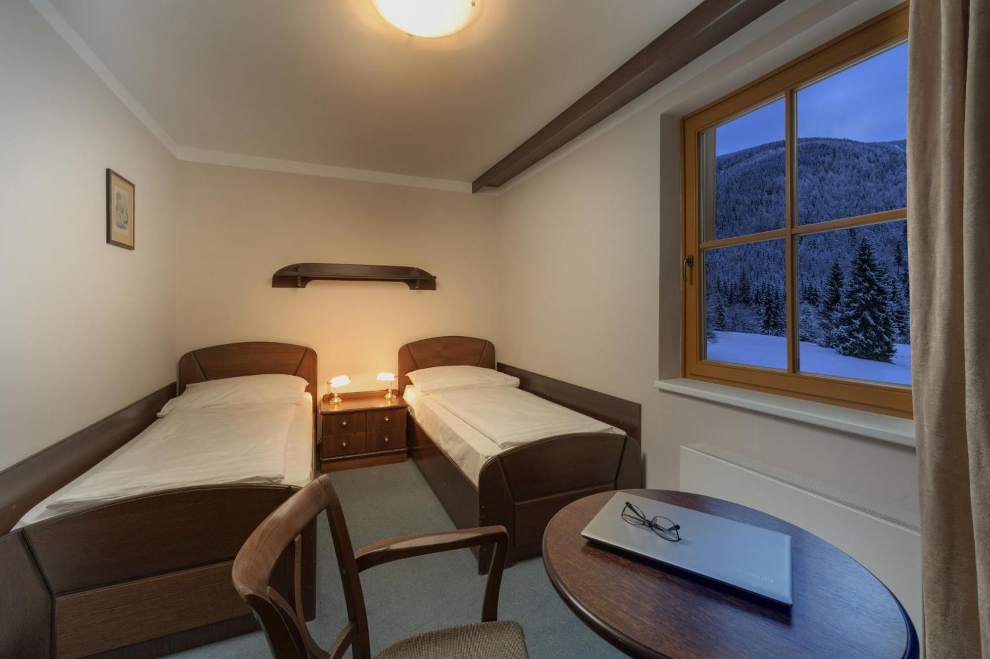 Hotel Zatisi Spindleruv Mlyn Exterior photo