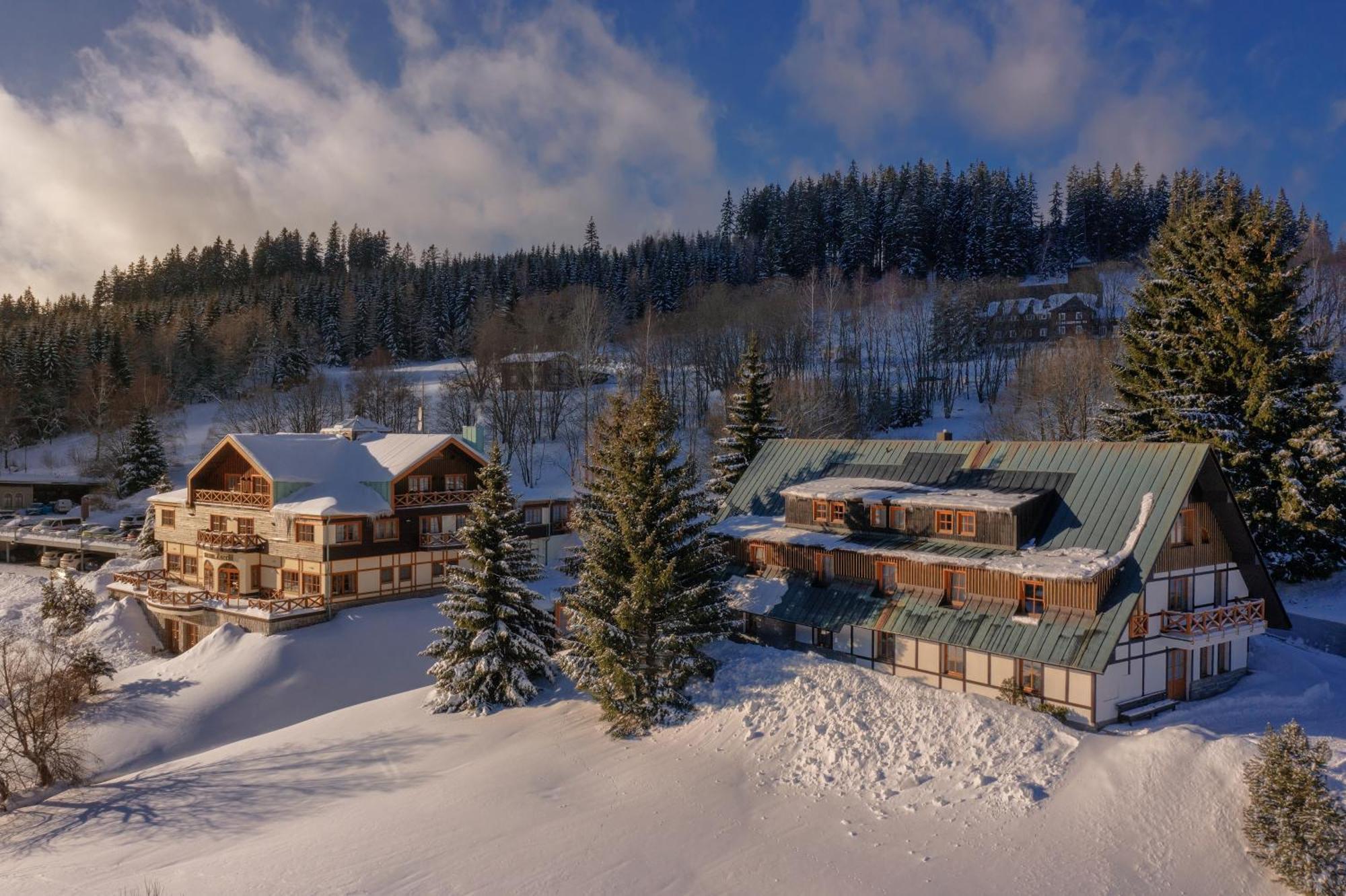 Hotel Zatisi Spindleruv Mlyn Exterior photo