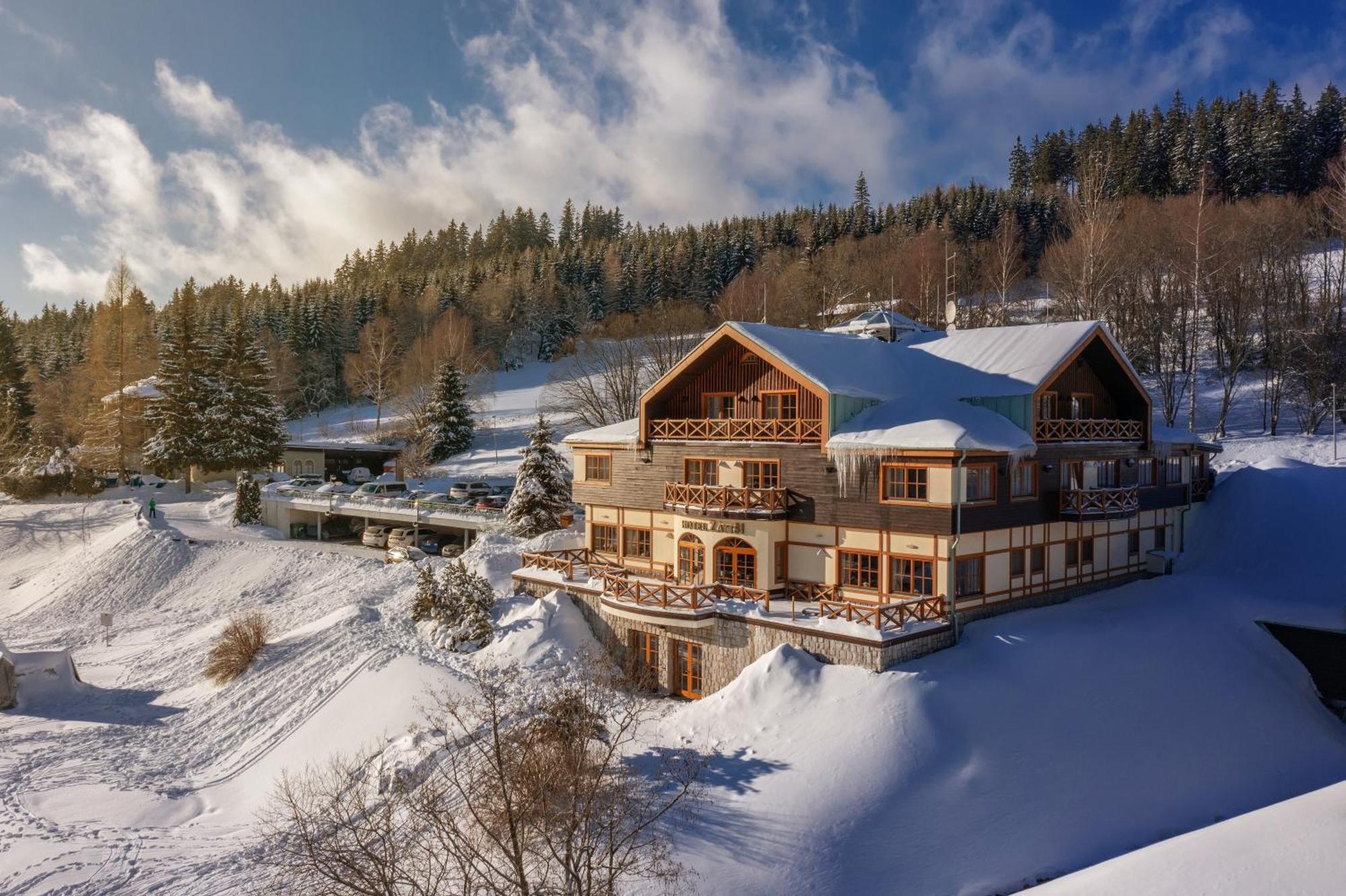 Hotel Zatisi Spindleruv Mlyn Exterior photo