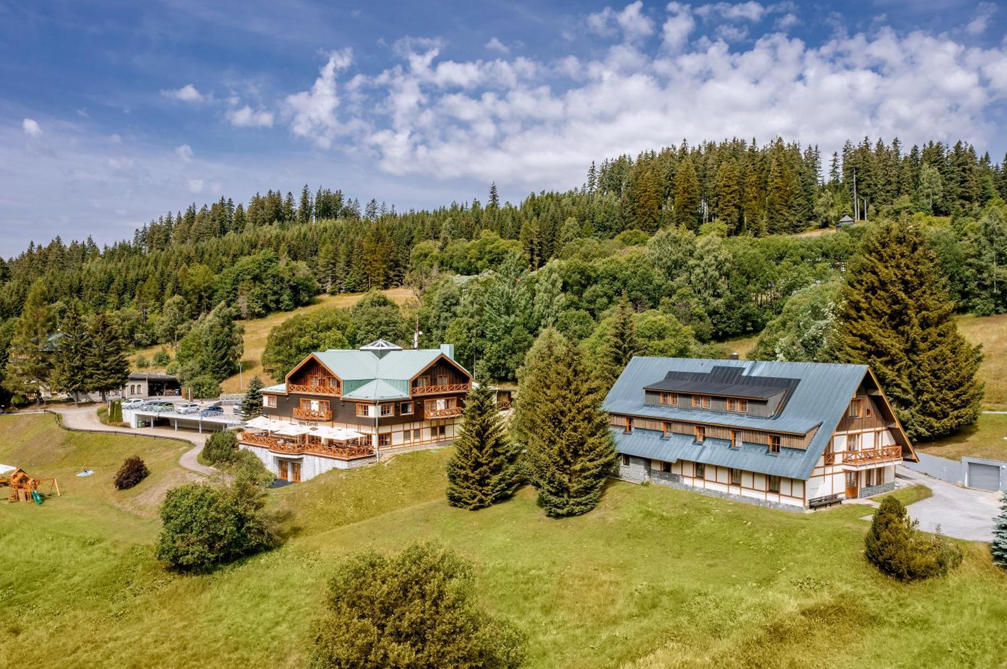 Hotel Zatisi Spindleruv Mlyn Exterior photo