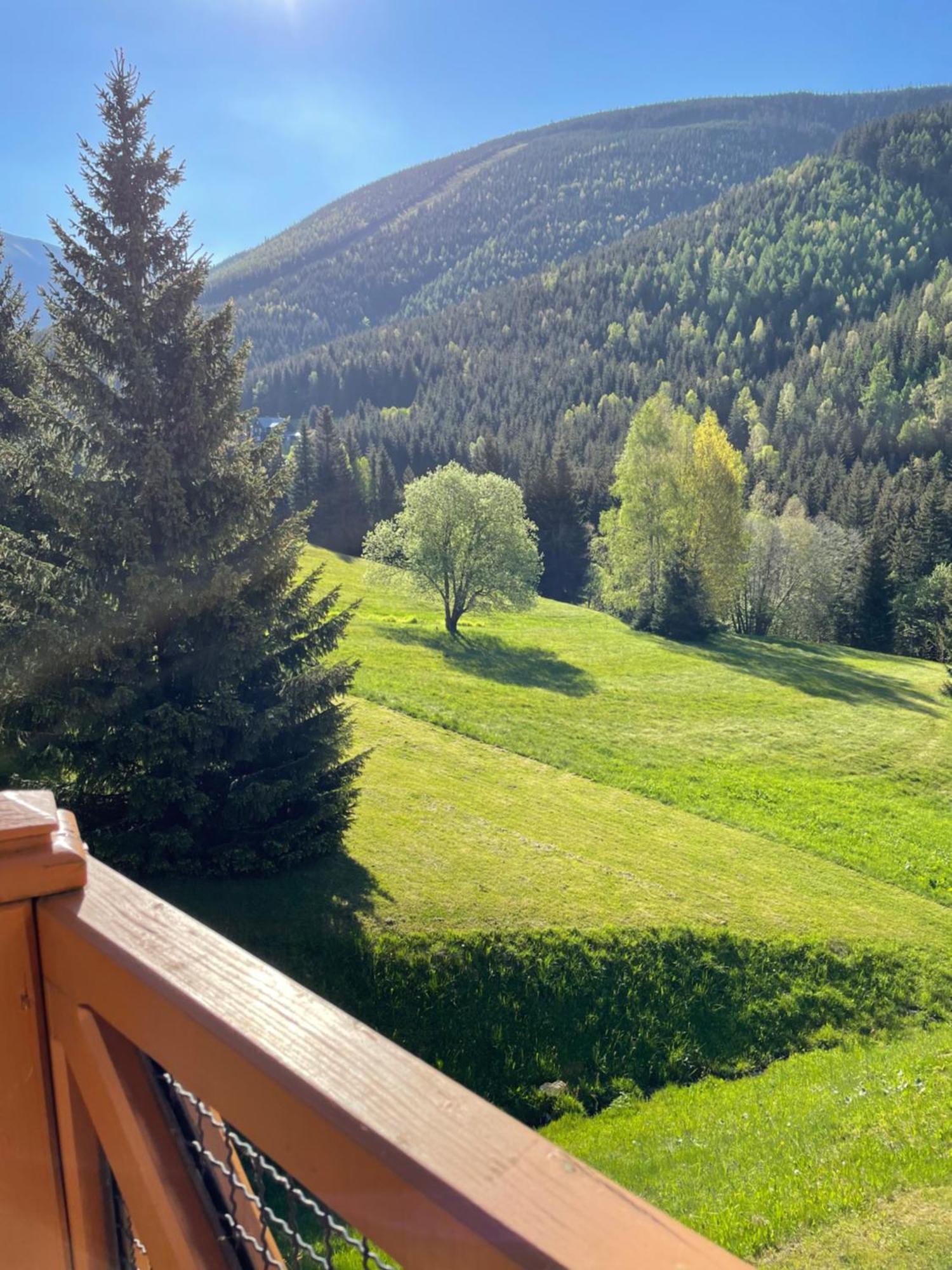 Hotel Zatisi Spindleruv Mlyn Exterior photo