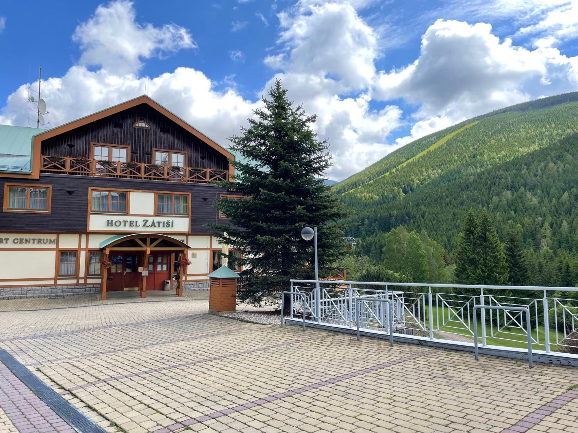 Hotel Zatisi Spindleruv Mlyn Exterior photo